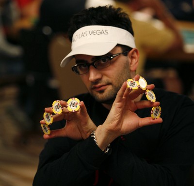 Bio Pro Player: Antonio Esfandiari