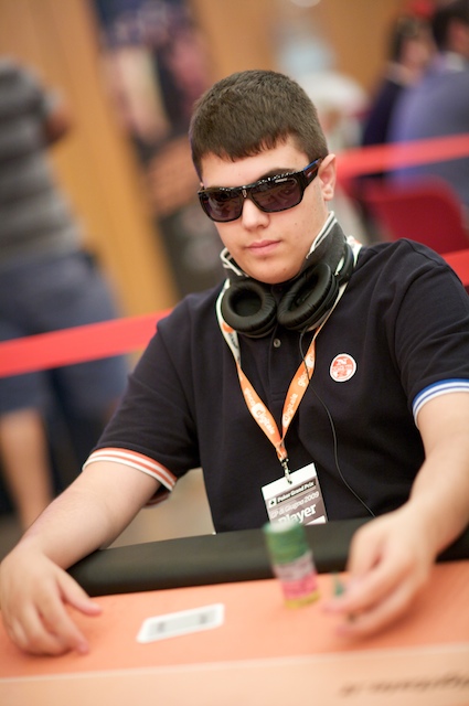 Poker Grand Prix: Alessandro Speranza chipleader del Main Event Day 1