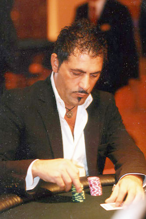 Italian Poker Tour Sanremo Day 2: Claudio Rinaldi resta in gara, Alessandro Pennisi in testa