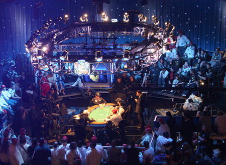 Final Table Main Event WSOP 2009: Phil Ivey fuori al 7° posto, restano in 6