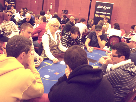 Tana delle Tigri Live Day 1A: sold out il torneo firmato Nice Hand