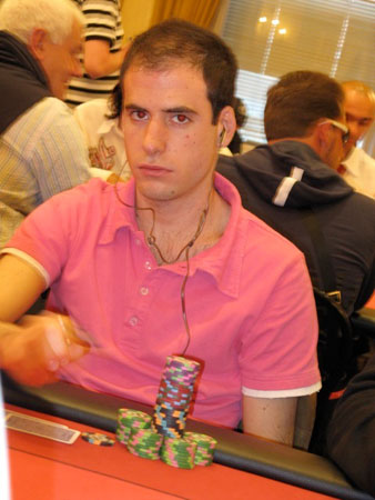 Italian Poker Tour Sanremo: Michele Di Lauro comanda il chip count nel Day 3