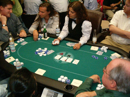 Poker live: ancora discussioni ai vertici dei Monopoli di Stato