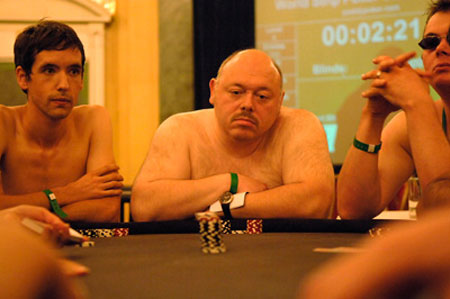 La riviera francese ospiterà un torneo di poker per soli nudisti