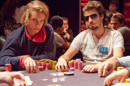 WSOPE 2010: Viktor Blom comanda il Day 2 del Main Event