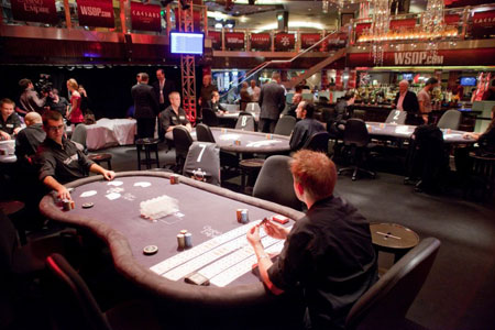 WSOPE 2010: Gus Hansen insegue il suo primo braccialetto all'High Roller