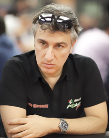 Poker Grand Prix: Paolo Giovanetti comanda il Day 1