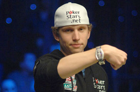 Guerra aperta su eBay per aggiudicarsi il braccialetto WSOP di Peter Eastgate