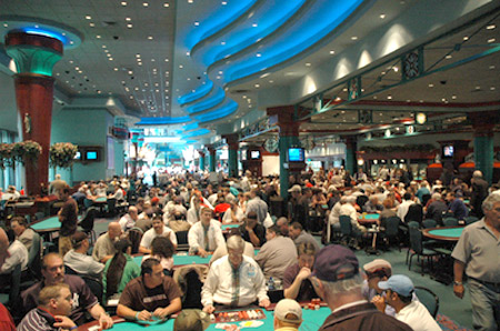 Poker live: Ben Hopkins vince il torneo reunion tra i November Nine