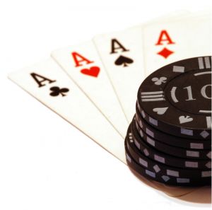 Poker, da oggi in Italia il cash game