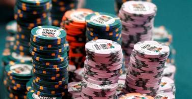 Foxwoods World Poker Finals, trionfa Dan Santoro