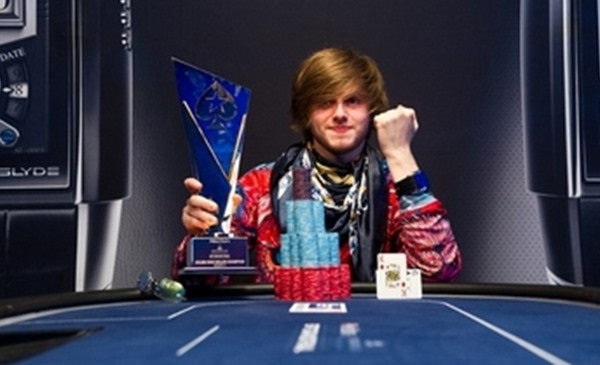 Charlie Carrel, poker come trampolino di lancio