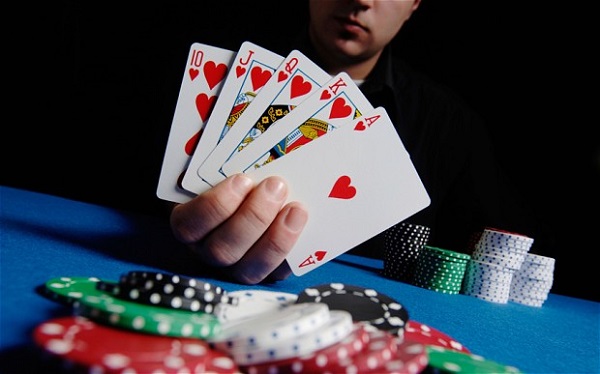 Poker e Italia, rapporto in crisi