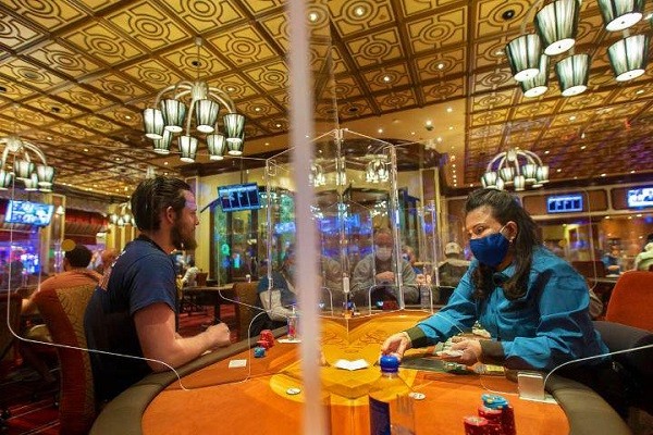 Poker, in Nevada obbligo di mascherine