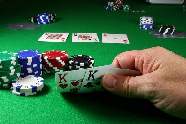 consigli per vincere tornei poker