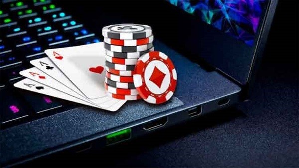 Poker online, è possibile guadagnare davvero?